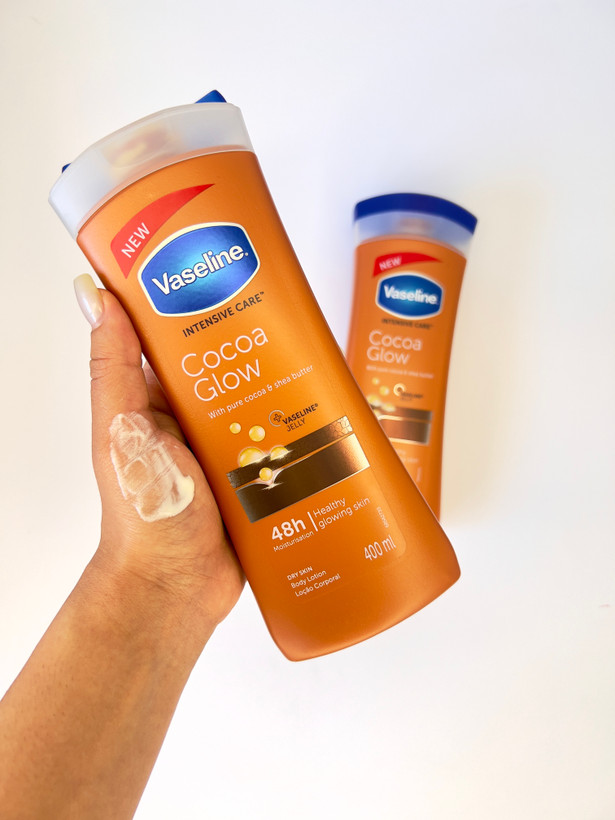 لوسیون بدن وازلینVaseline مدل cocoa glow رایحه کاکائو🍫🍩